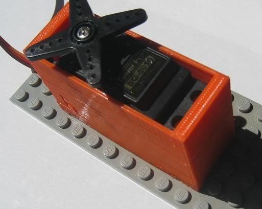 badBrick - Tower Pro SG5010 Servo Brick Top Mount