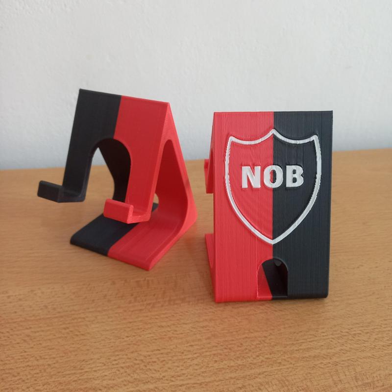 Newell's Old Boys (NOB) cell phone holder