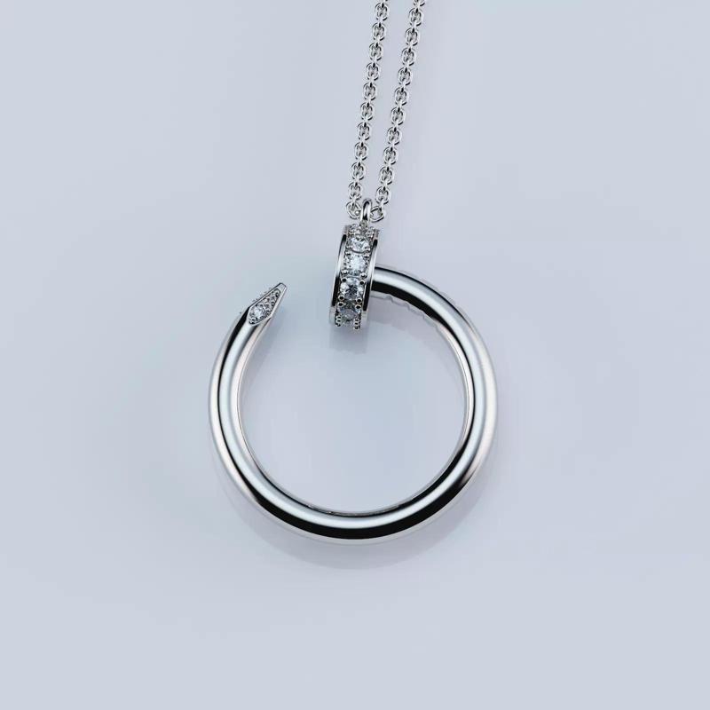Nail pendant Style