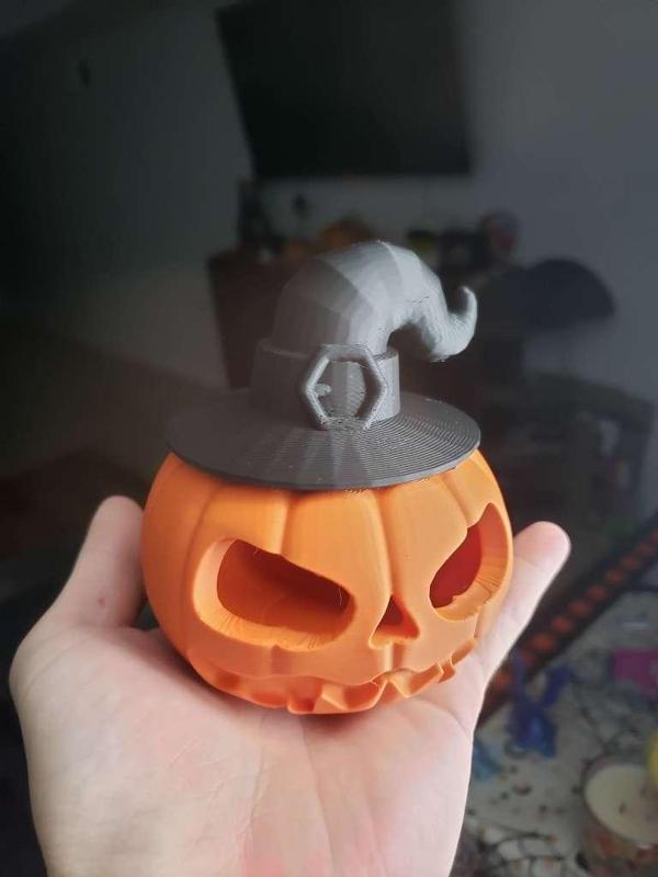 Makies Jack-O-Lantern Witch Hat Remix