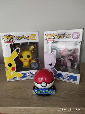 pokéball on stl pokémon base