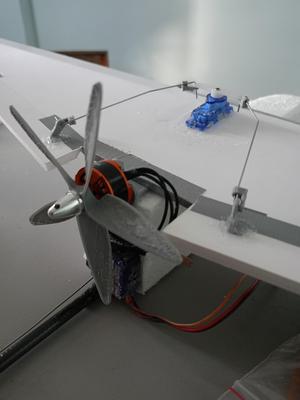 Servo Linkage L Bend and Horn