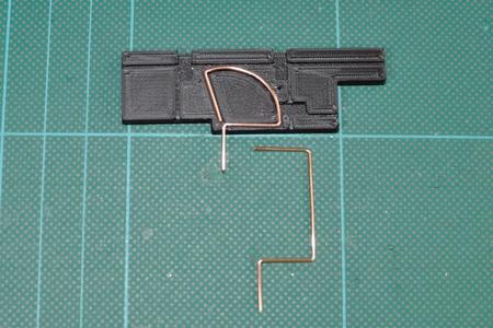 5.8gHz Cloverleaf/skew-planar antenna bending tool