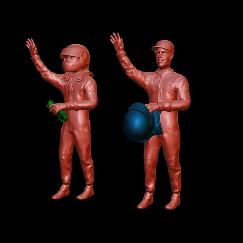 FIGURE F1 VETTEL SALUTE WITH HELMET (NEW)