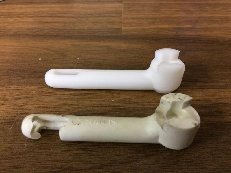 Arm for roof-hatch on a mobile home (Detleff-Fiat)