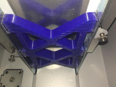 Tischversteifung für Reprap Neo