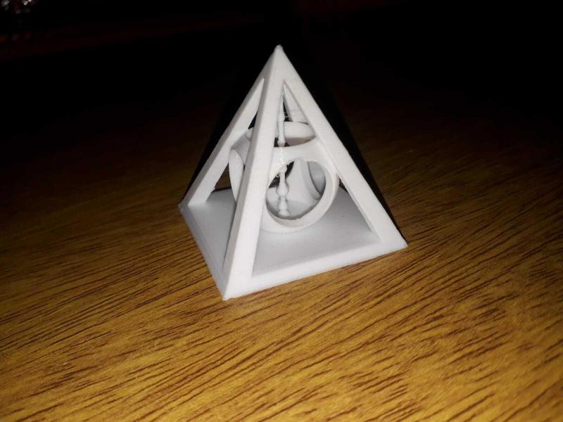 Three-dimensional Deathly Hallows