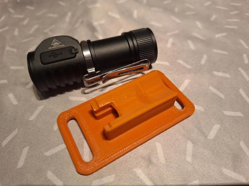 Sofirn HS10 - držák na popruh   