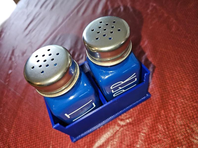 Rv salt and pepper shakers holder   