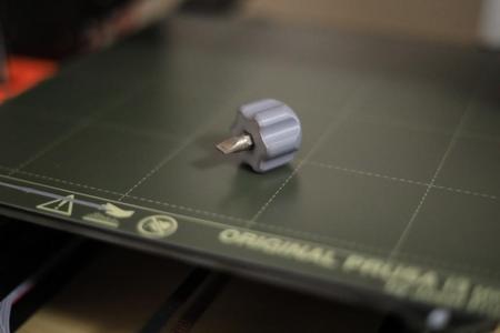 Short Bit Holder with Grips