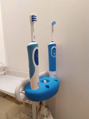 Charging Station for 3 Oral-B Toothbrushes