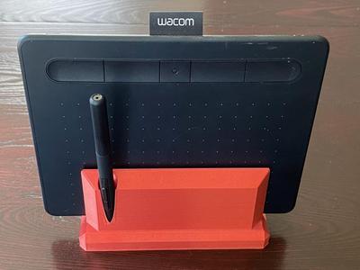 Wacom tablet and pen holder