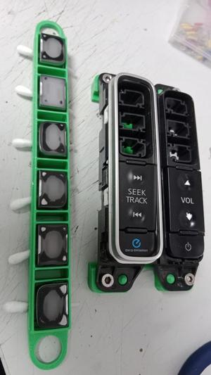 Nissan Leaf Painting Keys