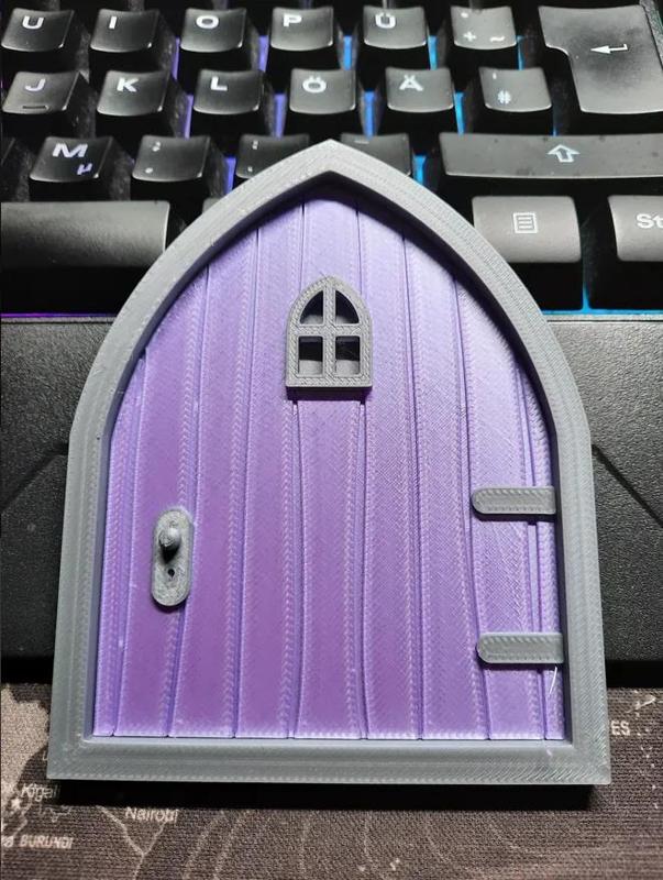 Wichtel Tür und Briefkasten   