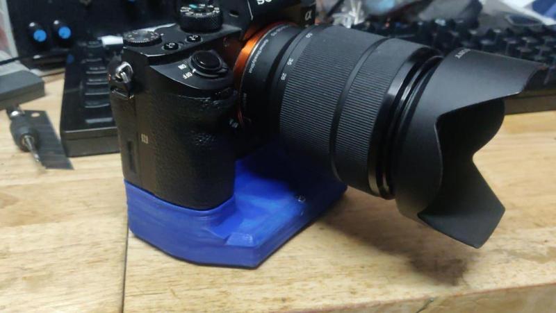 Sony A7ii/A7Rii Battery Grip/Extender