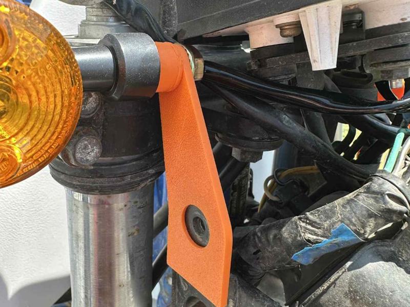 Suzuki DR350S Front Turn Signal Mount