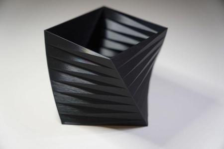 Flower pot