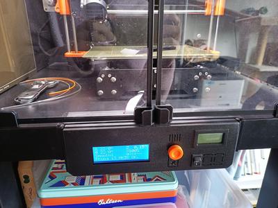 Externes Prusa i3 MK3 Display in IKEA Tisch Enclosure