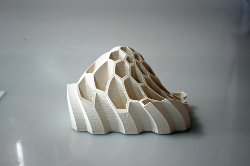 Artistic pen holder