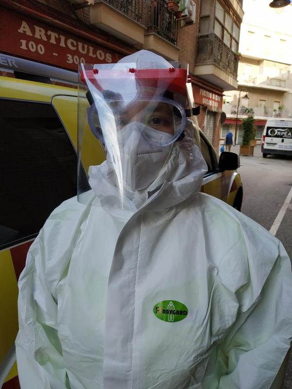 Pantalla facial para usar con gafas de silicona