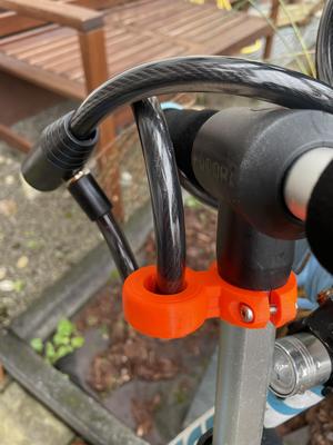 Mount for scooter lock on a 25mm pipe handle