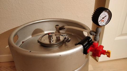 KegLand Kegmenter Unitank Blow Tie mount