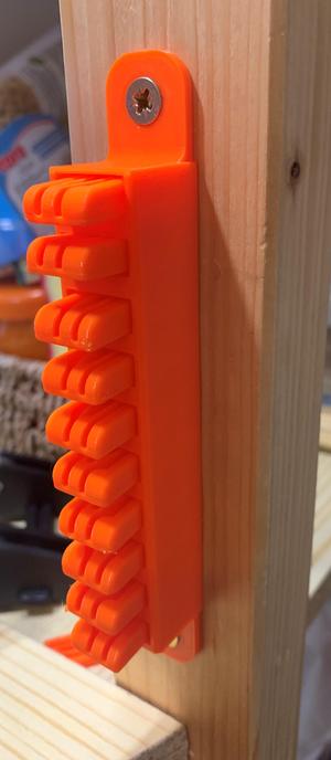 Filament clip holder
