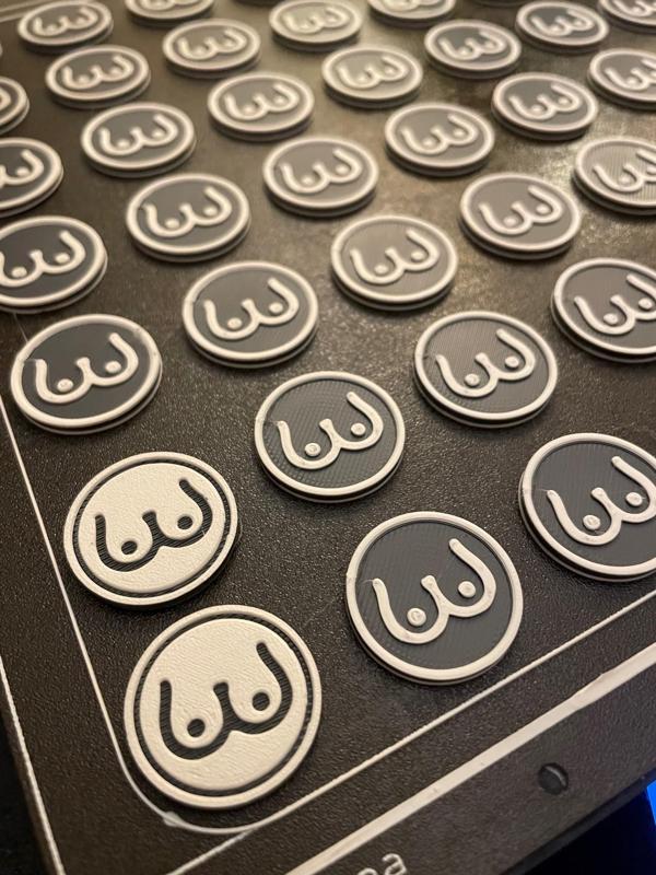 1 Euro boobies shopping cart coin