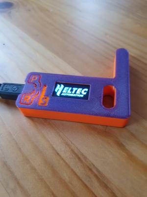 Heltec Esp32+LoRa+OLED self closing case