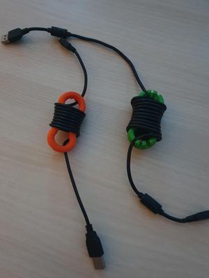 Simple Cable Organizer