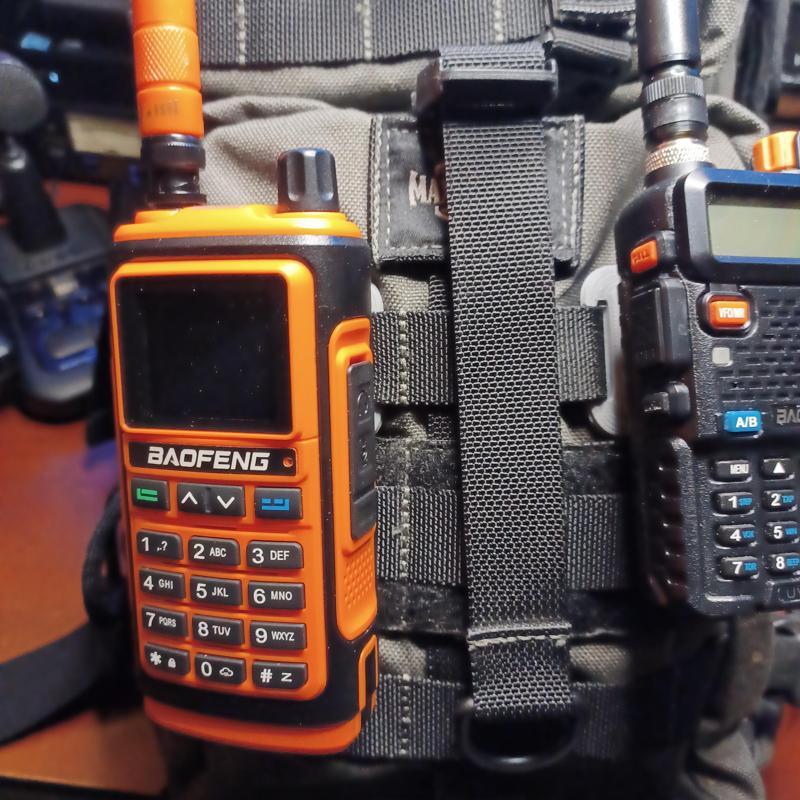 MOLLE HT Radio Hanger