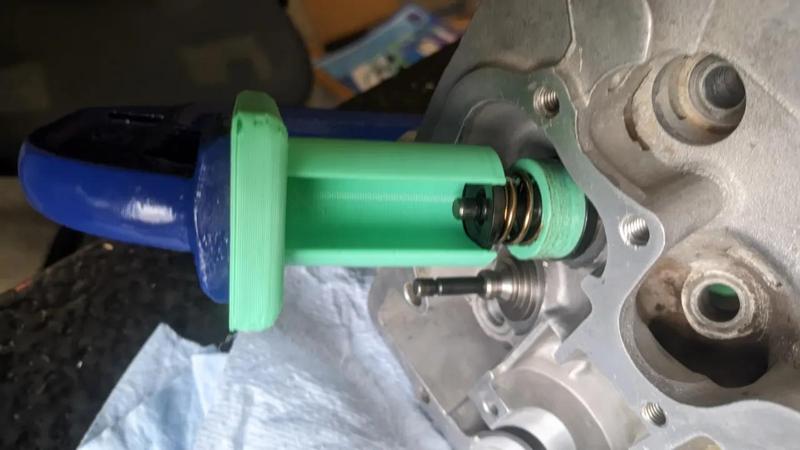 Valve Spring Compressor Adapter - PARAMETRIC   