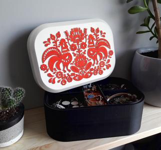 Folkloristic jewelry box