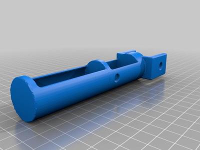 Pool vac connection arm
