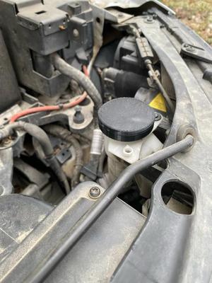 Skoda Octavia (2018) windshield fluid cap   