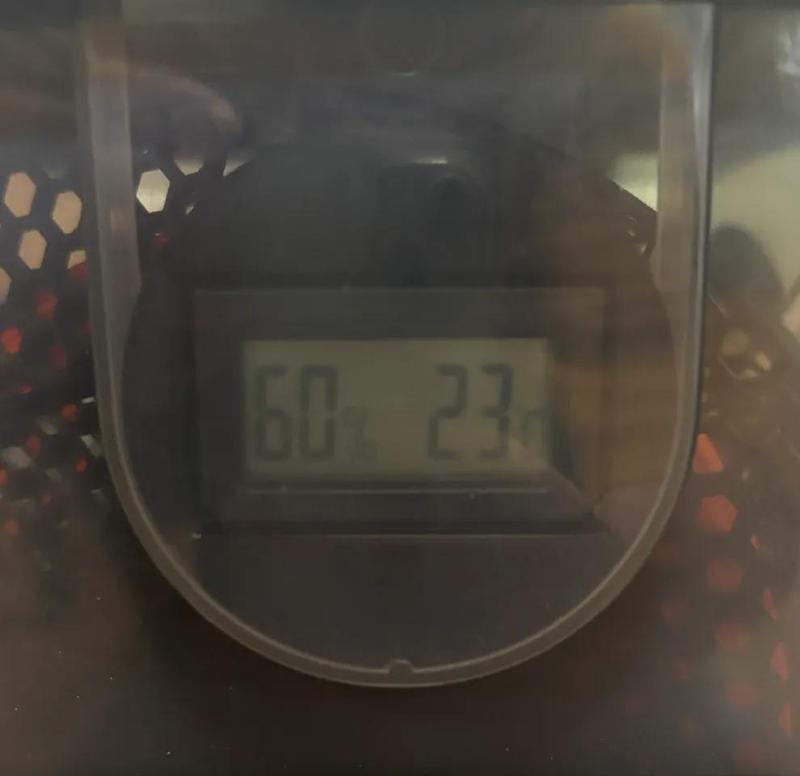 Humidity Sensor Adaptor for Box Container（日本）   
