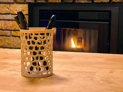 Voronoi Pencil Holder