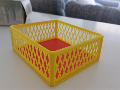 Modern Diamond Basket – Elegance and Stability in Two Colors