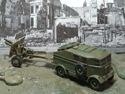 ARTILLERY TRACTOR