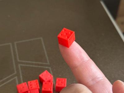 Tiny dice