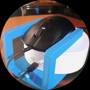 Mouse jiggler for rotating stand