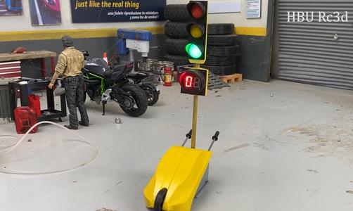 Portable Traffic Light 1/14 At Home