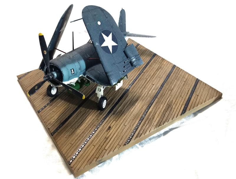 WWII US AIRCRAFT CARRIER DIORAMA AND DISPLAY BASE (1:48 SCALE 200MM)