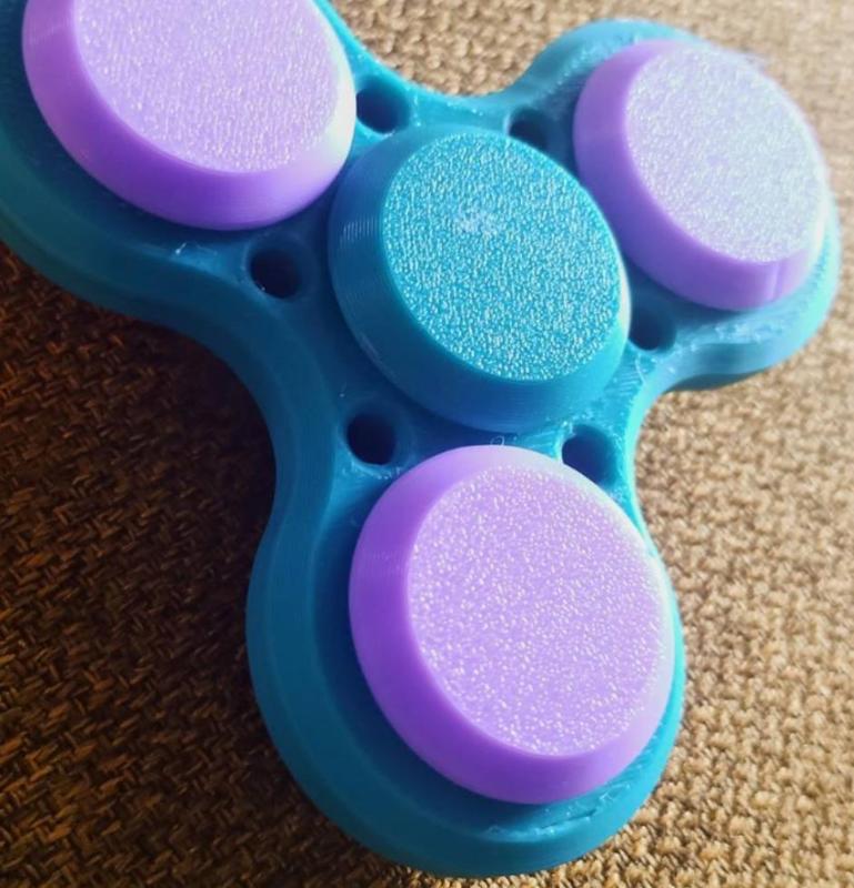 Medium Size Tri Fidget Spinner for 608 bearings