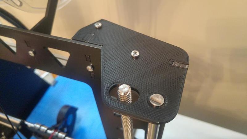 Prusa Steel 8mm Lead Screw - Rod Holder Upgrade