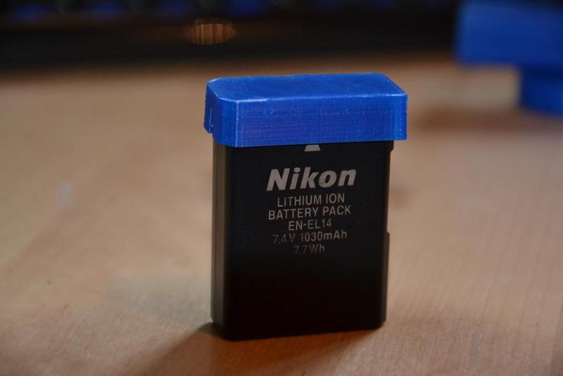 Nikon EN-EL14 battery pack cover