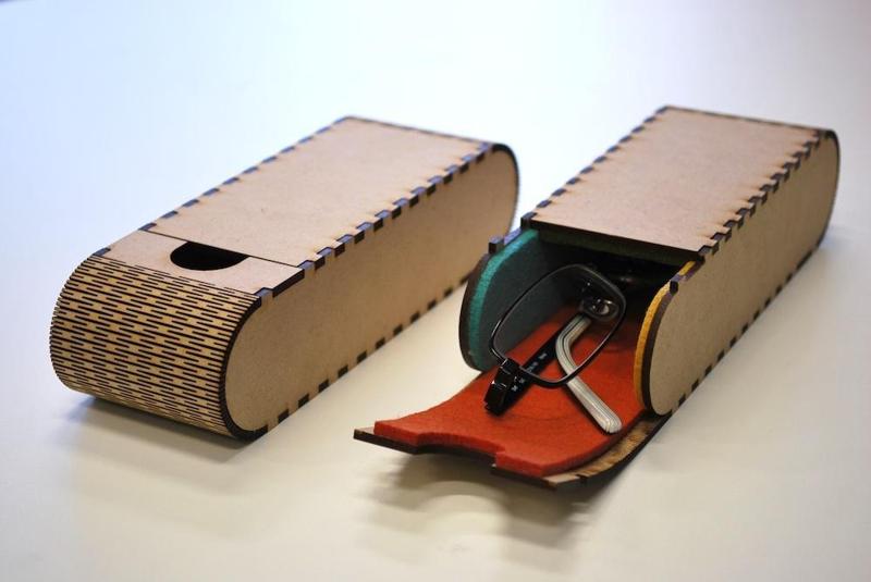 Portable glasses case (f.Labo)