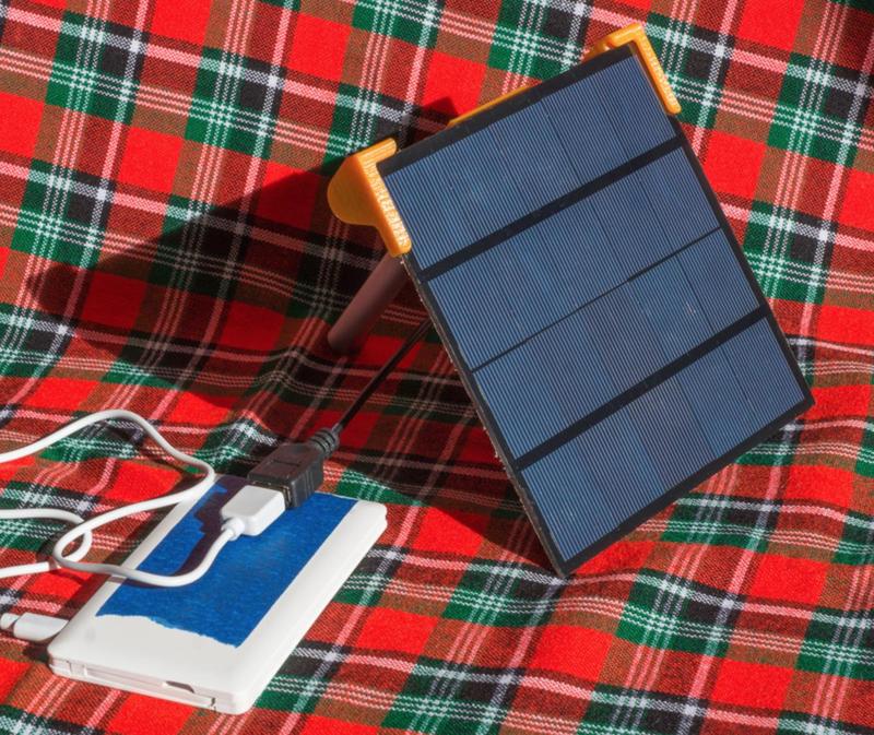 Solar Panel Stand for Increased Energie Harvesting