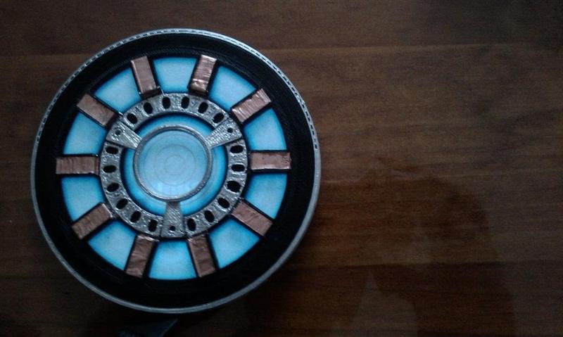 Wearable Arc reactor for  Electroluminescent Tshirt