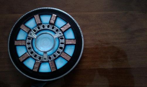 Wearable Arc reactor for  Electroluminescent Tshirt